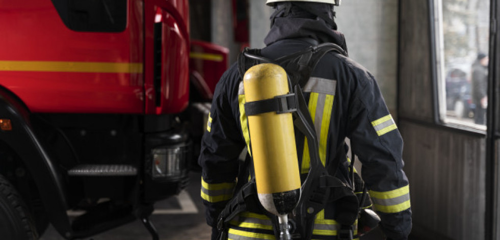 Un joven de 15 años salva a su familia al seguir las normas contra incendios