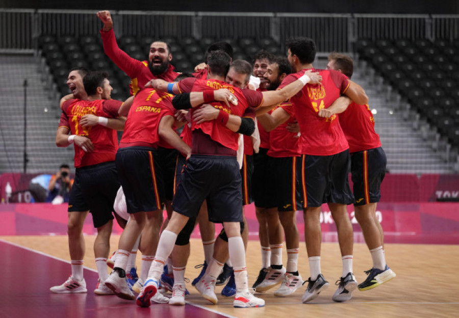 Los "Hispanos" pelearán por las medallas en Tokio tras derrotar a Suecia (33-34)