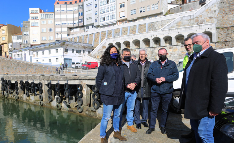 Abre al tráfico el puente de acceso al puerto de Malpica
