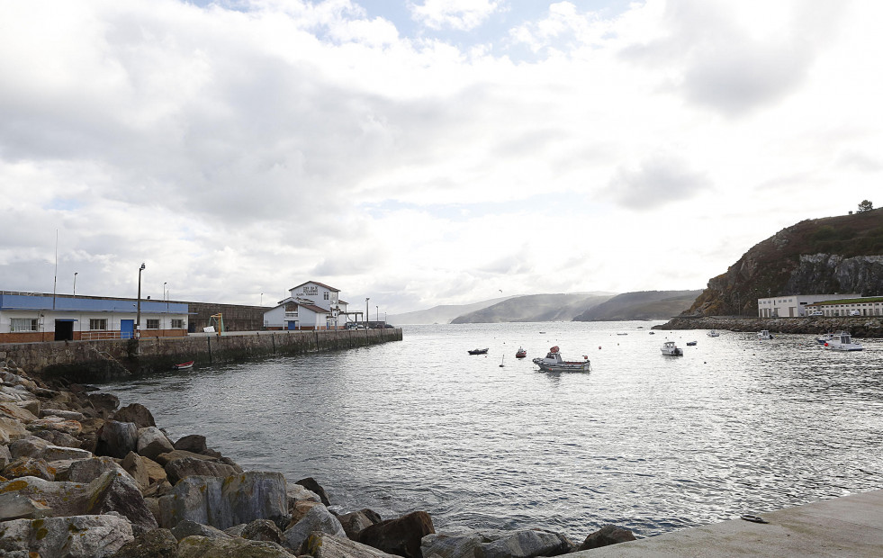 Limpieza submarina en el puerto de Malpica
