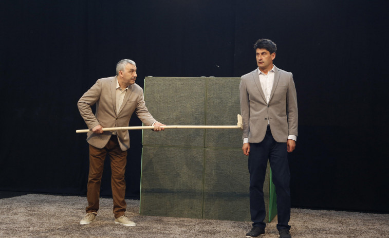 Talía Teatro estrena este fin de semana en Santiago “Morte accidental dun anarquista”