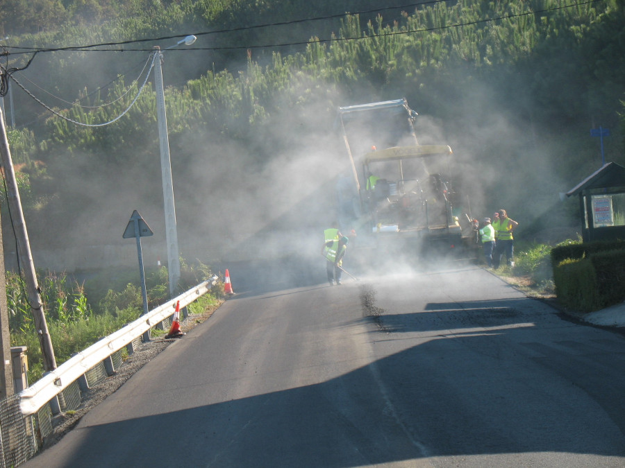 La Diputación acondiciona 10 kilómetros del vial Arteixo-Caión
