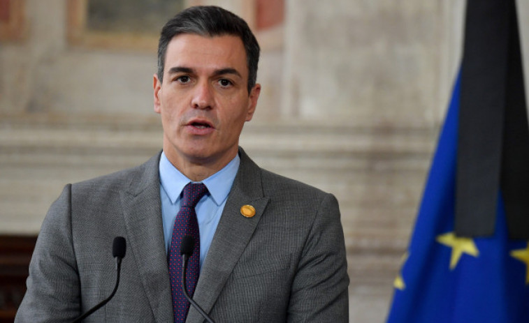 Sánchez ofrece diálogo a los transportistas pero garantizará el orden público
