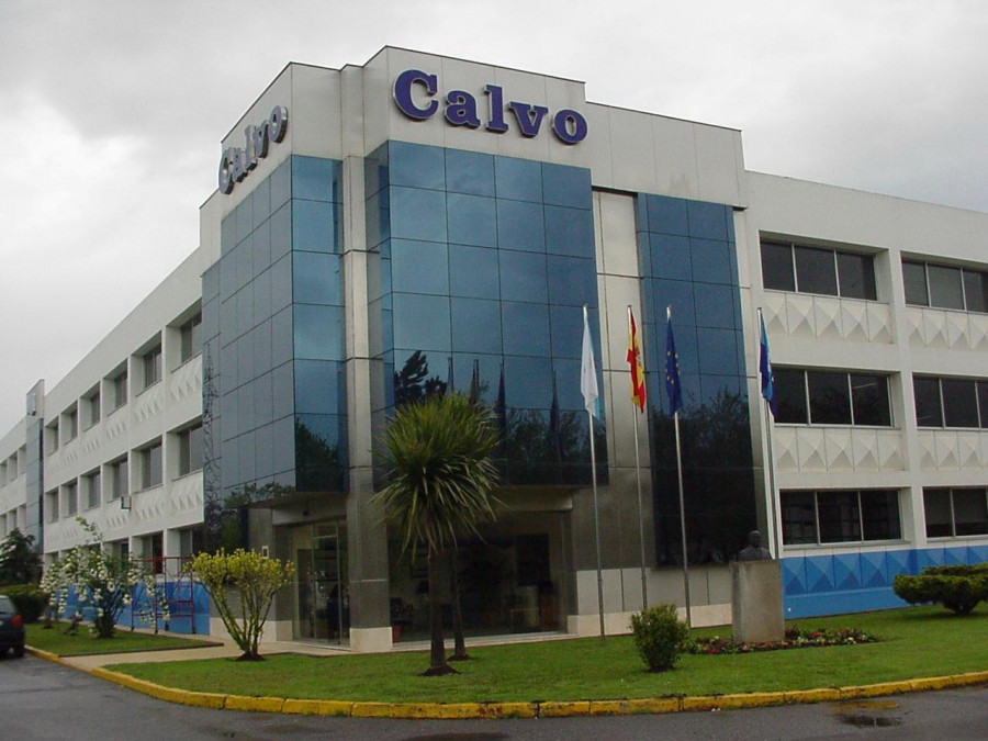 Calvo cierra su fábrica de Carballo por la huelga del transporte