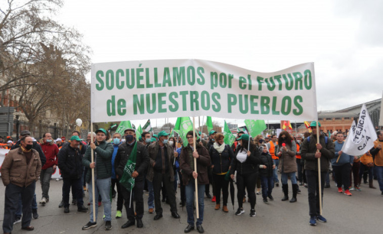 El mundo rural se manifiesta en Madrid para exigir al Gobierno un futuro y soluciones