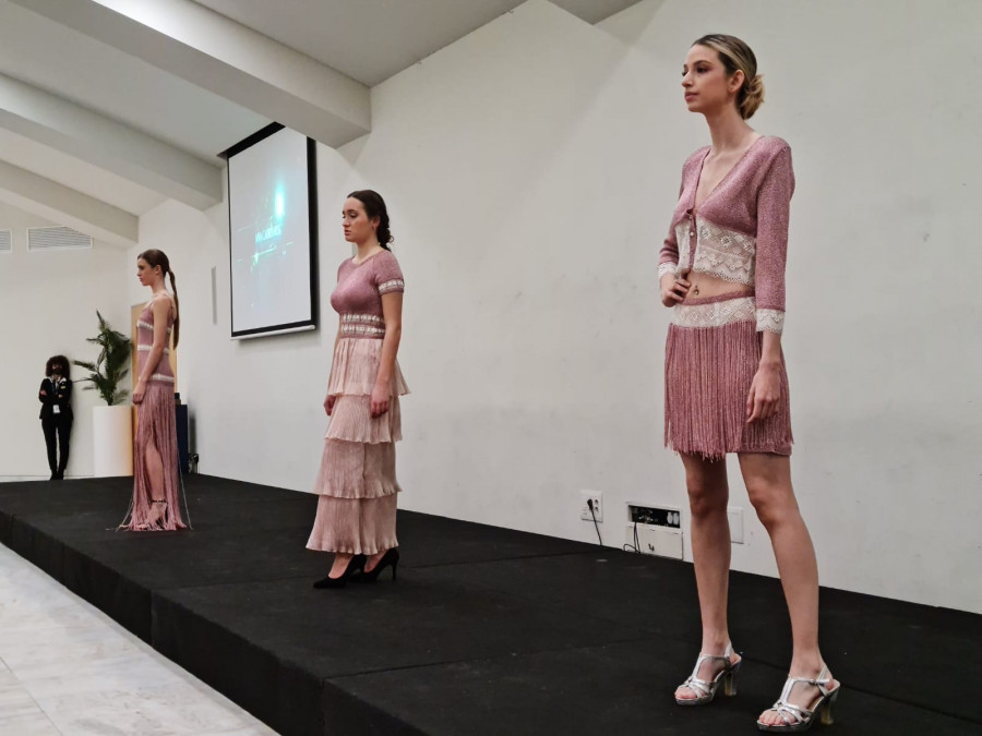 Oviedo disfruta de un abrebocas de la Mostra do Encaixe
