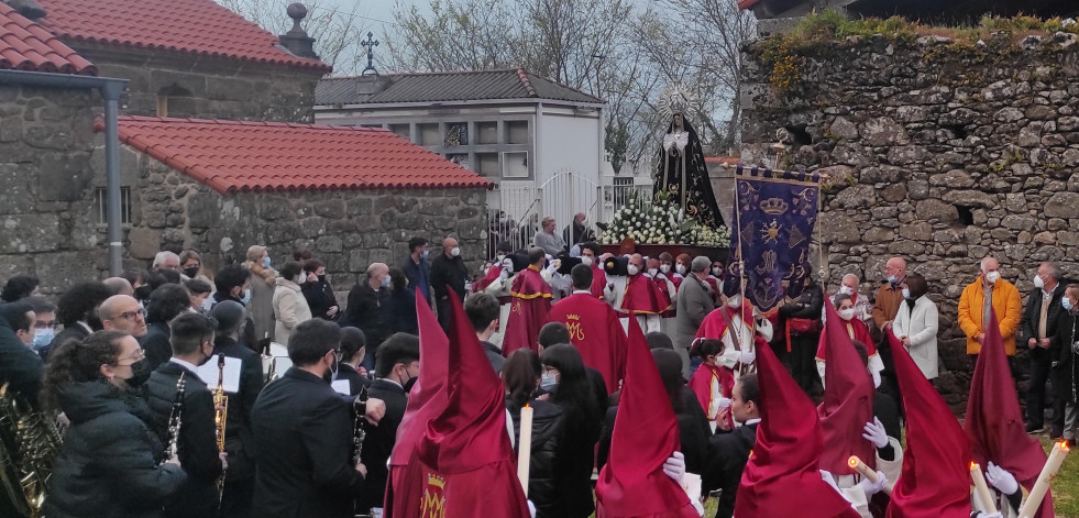 Las procesiones vuelven a Fisterra tras dos años sin Semana Santa