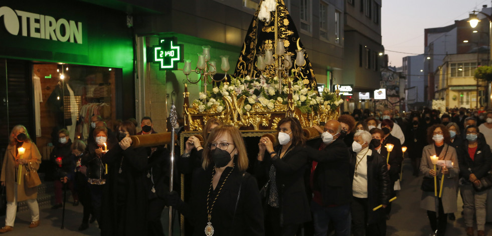 Procesión del Viernes Santo en Carballo @Marema