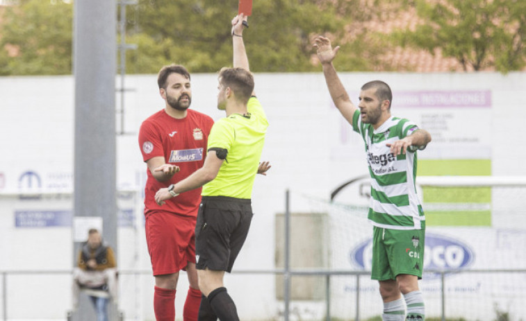 El Paiosaco arrebata a  la Sarriana el liderato en la pelea por el ascenso