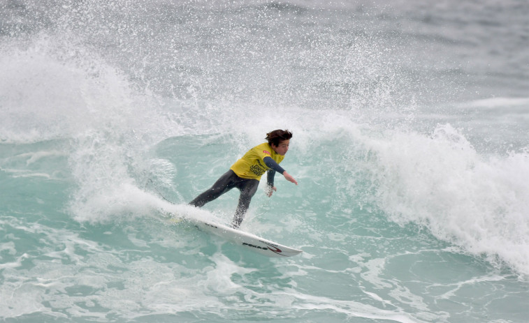 Razo acogió el estreno de la temporada del circuito Rip Curl de surf
