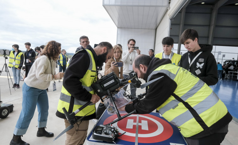 Alumnos de Muxía participan en un programa de lanzamiento de satélites