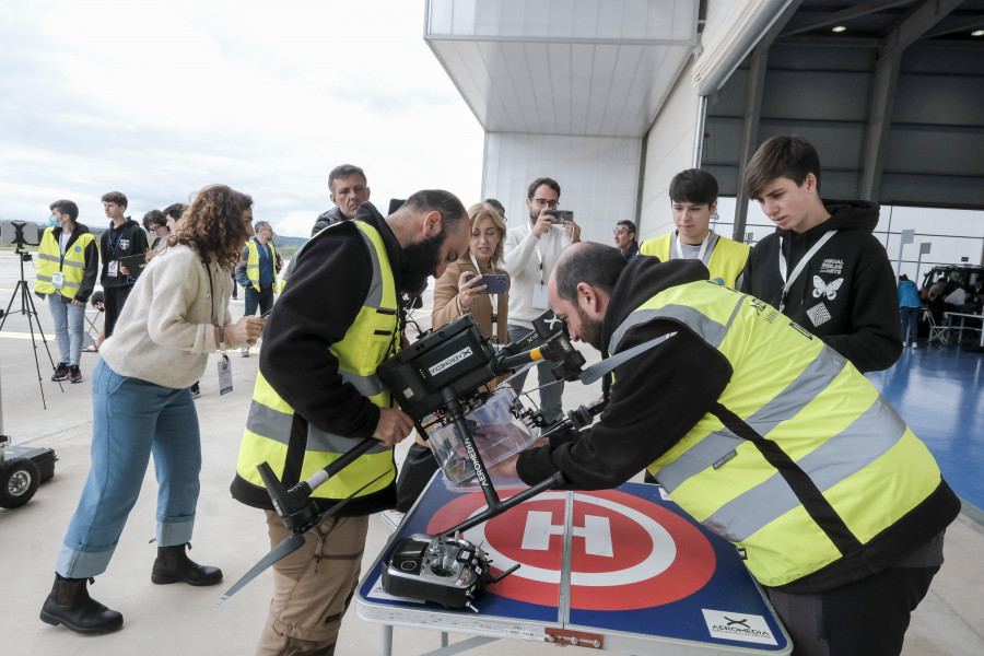 Alumnos de Muxía participan en un programa de lanzamiento de satélites