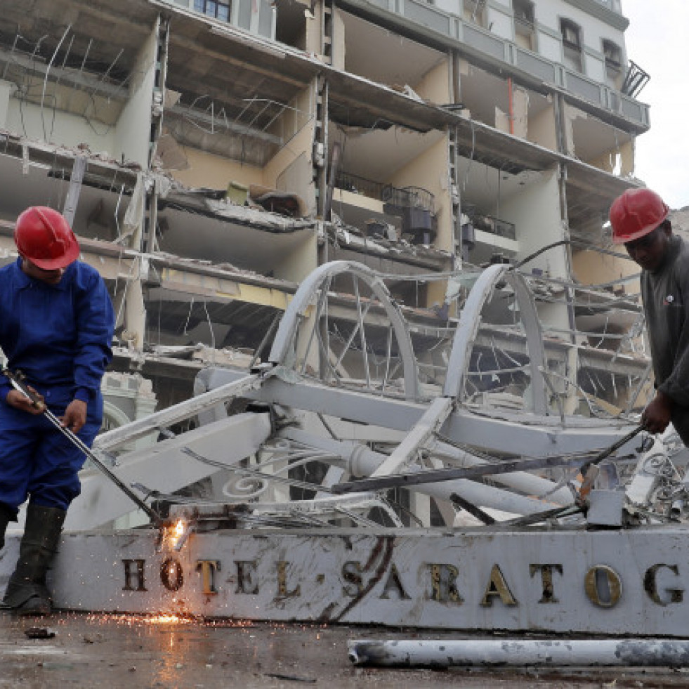 Tres muertios al derrumbarse un edificio en La Habana Vieja