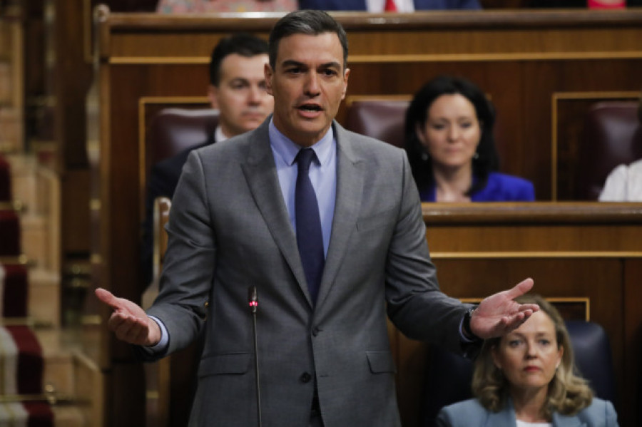 Sánchez defiende la "razonable estrategia de transición energética" de España