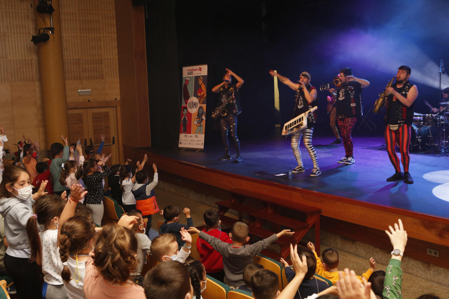 A comarca segue a festexar as Letras Galegas con música e teatro para os nenos