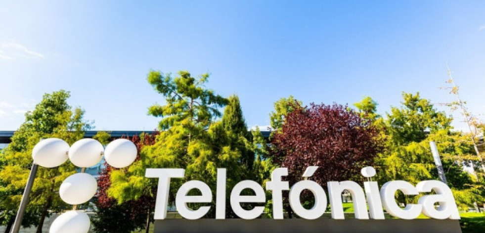 Telefónica investiga un 'hackeo' en Movistar que afecta a datos de clientes