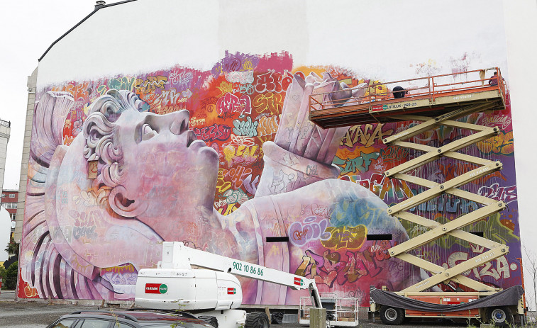 La galería de arte urbano de Carballo se enriquecerá con cinco nuevos murales