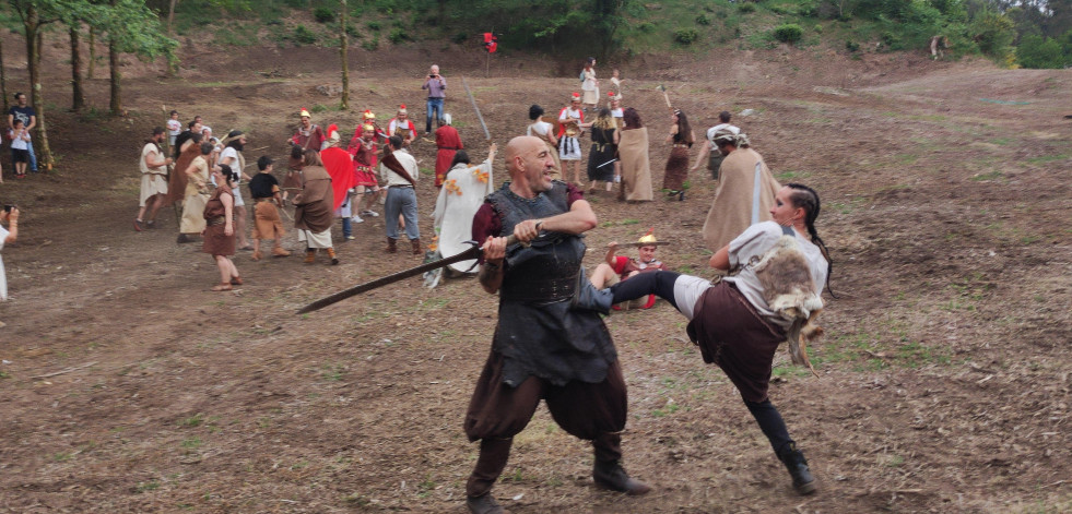A Baña vibra con su primera Festa Castrexa