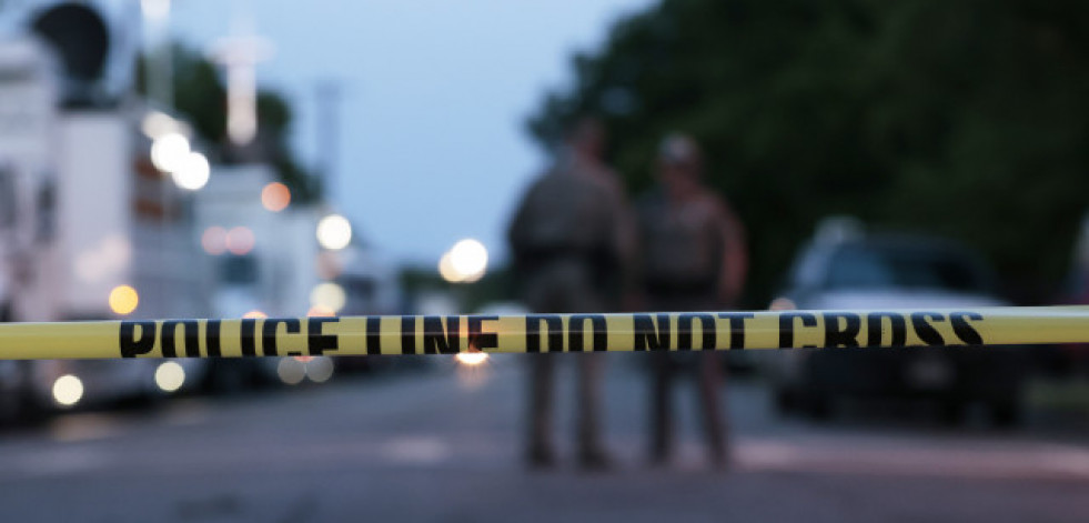 Tres muertos y 14 heridos en un tiroteo en EE.UU. en un parque de Nuevo México