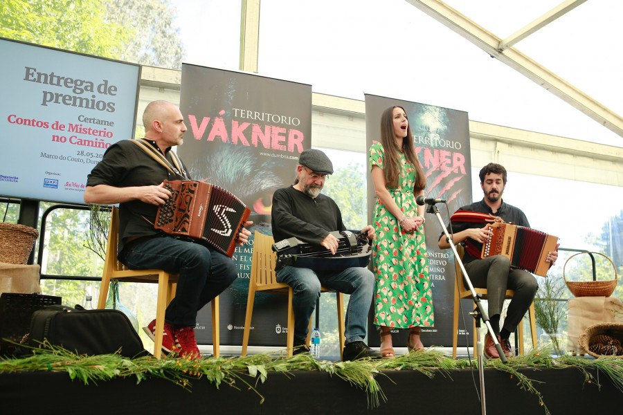 El Festival Vákner de Dumbría convierte al monstruo en un motor cultural y turístico