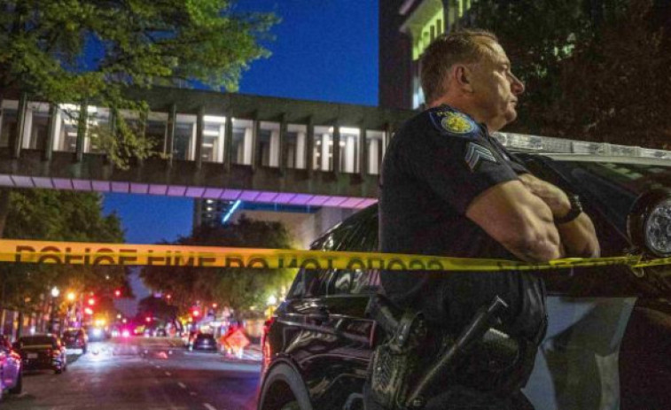 Al menos tres personas muertas y 11 heridas en un tiroteo en Filadelfia