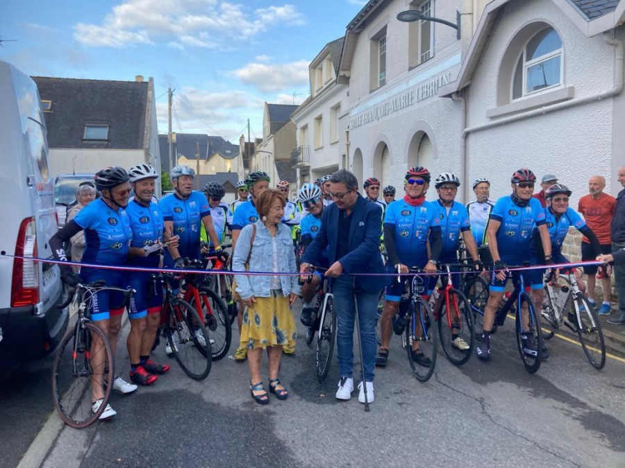 Camariñas recibirá a diez "hermanos" galos que recorrerán 1.600 kilómetros en bicicleta