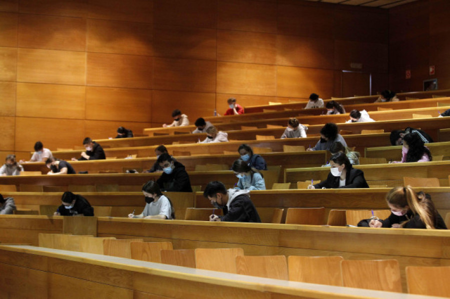 Los alumnos de Galicia consiguen la quinta nota más baja en selectividad del Estado, con un 6,87 de media