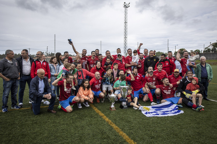 El San Lorenzo gana la Copa da Costa de veteranos