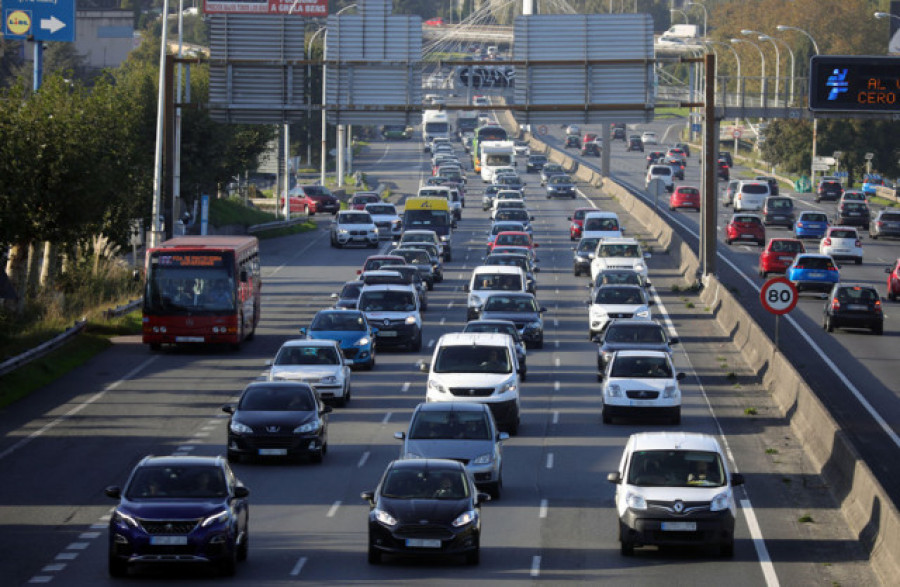 España defiende el fin de coches de combustión en la Unión Europea para 2035