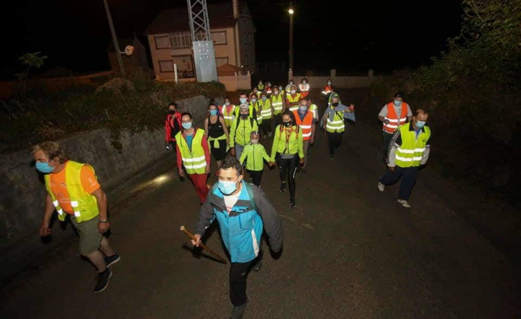 Las rutas de “Camiñar na noite” vuelven a Ponteceso