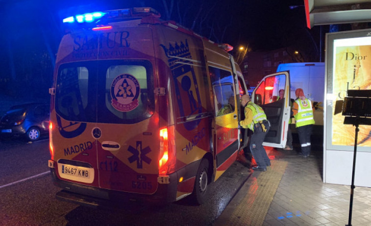 Una mujer fallecida y 25 heridas al volcar un autobús en Almonte