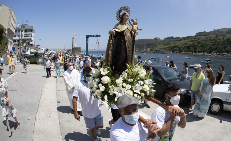 La Costa da Morte celebra a lo grande este fin de semana las fiestas de la Virgen del Carmen