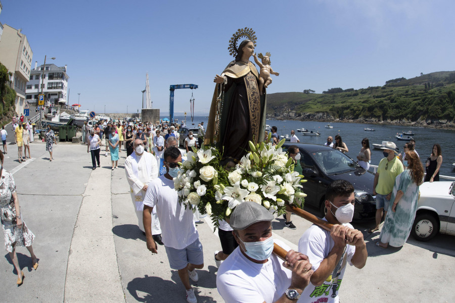 La Costa da Morte celebra a lo grande este fin de semana las fiestas de la Virgen del Carmen