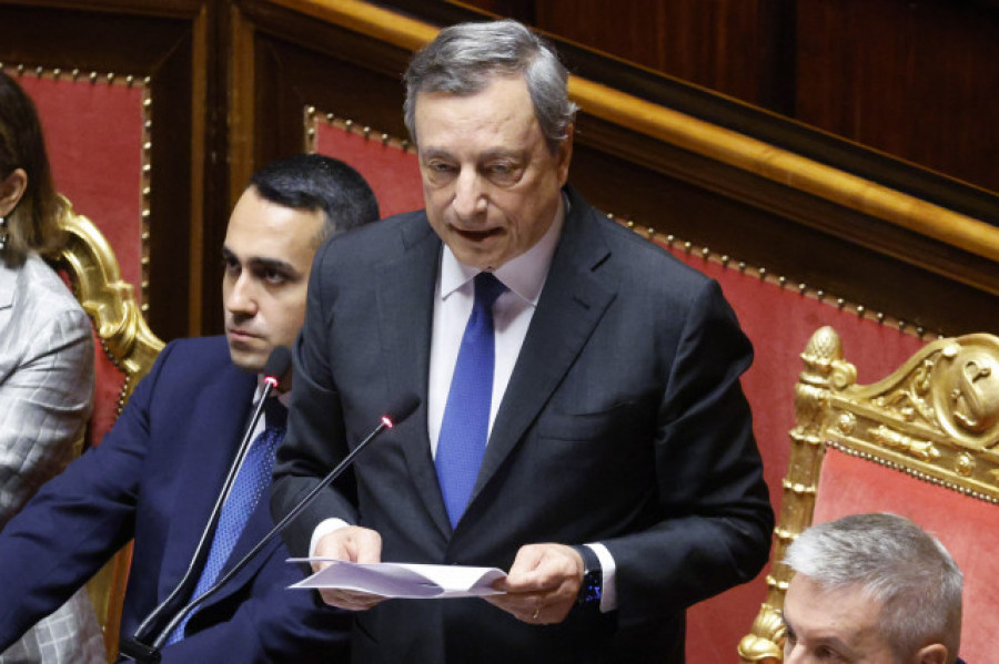 Draghi pide "reconstruir" su Gobierno a la espera que los partidos lo apoyen