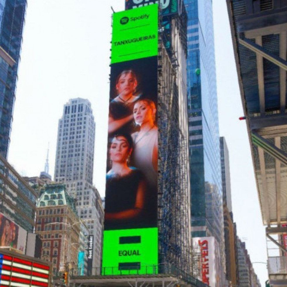 Times Square se rinde al talento de Tanxugueiras