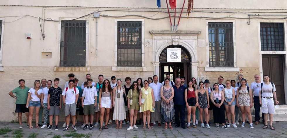 Jóvenes de Santa Comba y A Laracha, de intercambio cultural en Venecia
