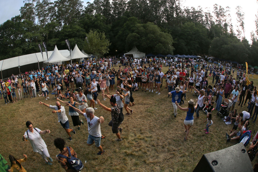 La Festa da Carballeira de Zas llega a su 37 edición vinculada al medio ambiente