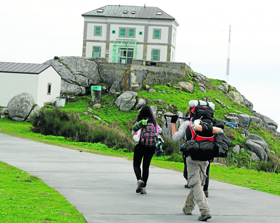 El Camino “más allá” de Santiago: continuar hasta Fisterra y Muxía y la Ruta dos Faros