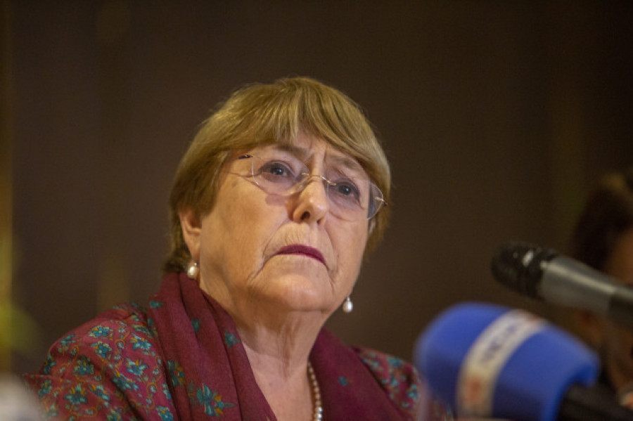 Bachelet confiesa fuertes presiones para no publicar informe sobre China