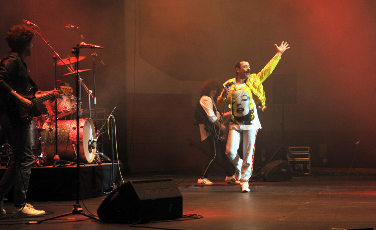 Castillos de arena y Remember Queen, las grandes citas de este viernes en las Festas do Mar