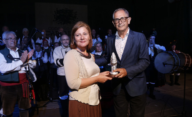 Carballo rinde un emotivo homenaje a Pedro Luis Fernández