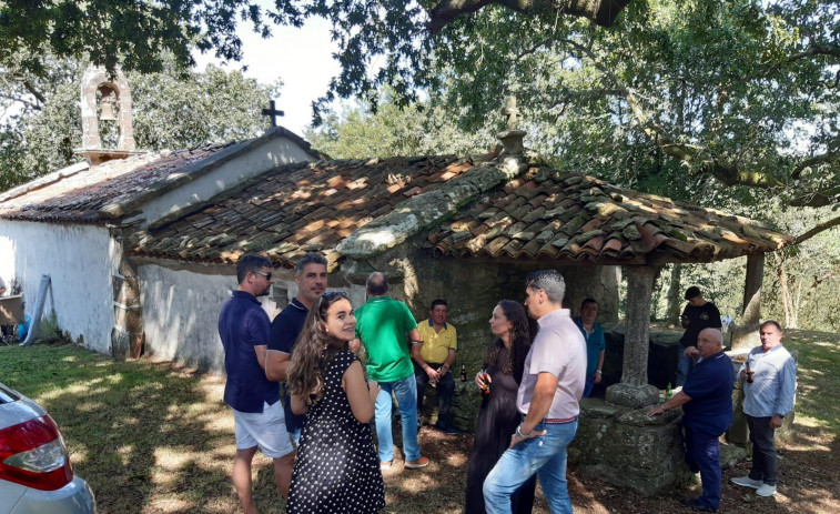 Montemaior recuperó la fiesta de San Roque en la ermita da Pena