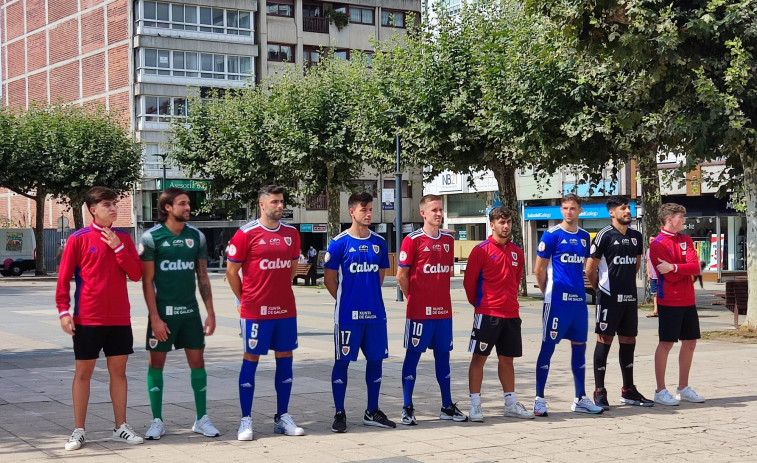El Bergantiños presenta la camiseta del centenario