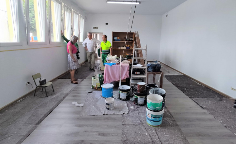 Alumnos del rural carballés inician el curso con instalaciones renovadas