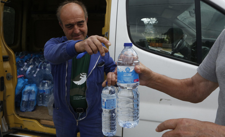 Los socialistas de Malpica piden todas las analíticas del agua de la traída