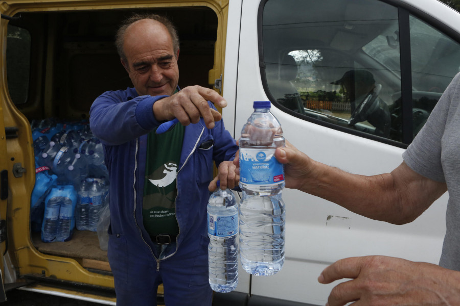 Los socialistas de Malpica piden todas las analíticas del agua de la traída