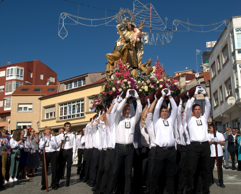 Procesion carmen fisterra 10