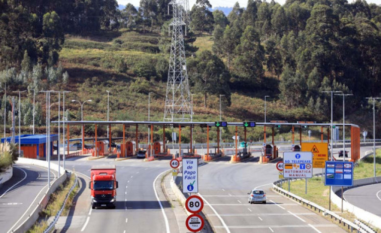La autopista Carballo-A Coruña tendrá cortes puntuales por arreglo del firme