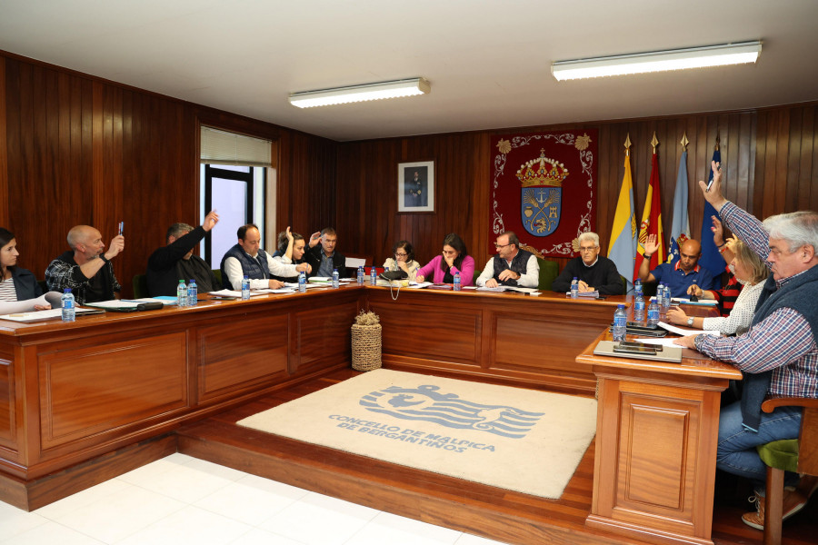 El pleno de Malpica aprueba las obras que se financiarán con el plan adicional de la Diputación