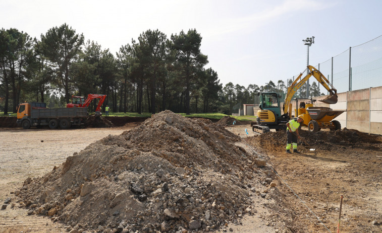 Arrancan las obras del aparcamiento de camiones del polígono de Bértoa